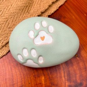 DEMDACO Inspired Stone - Paw Print